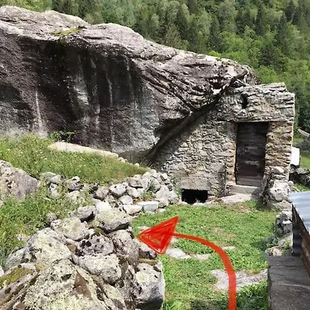Baita In Val Di Mello.........