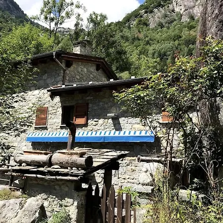 Baita In Val Di Mello......... * San Martino (Sondrio)